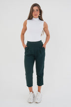 Calça Carrot Capri