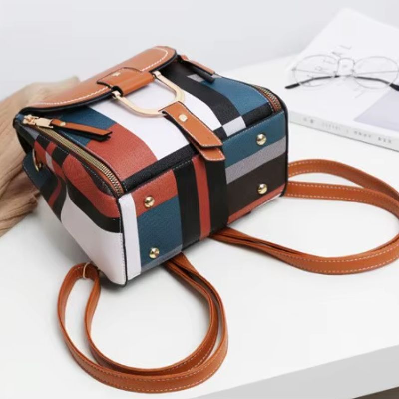 Mochila Feminina Pequena Coimbra