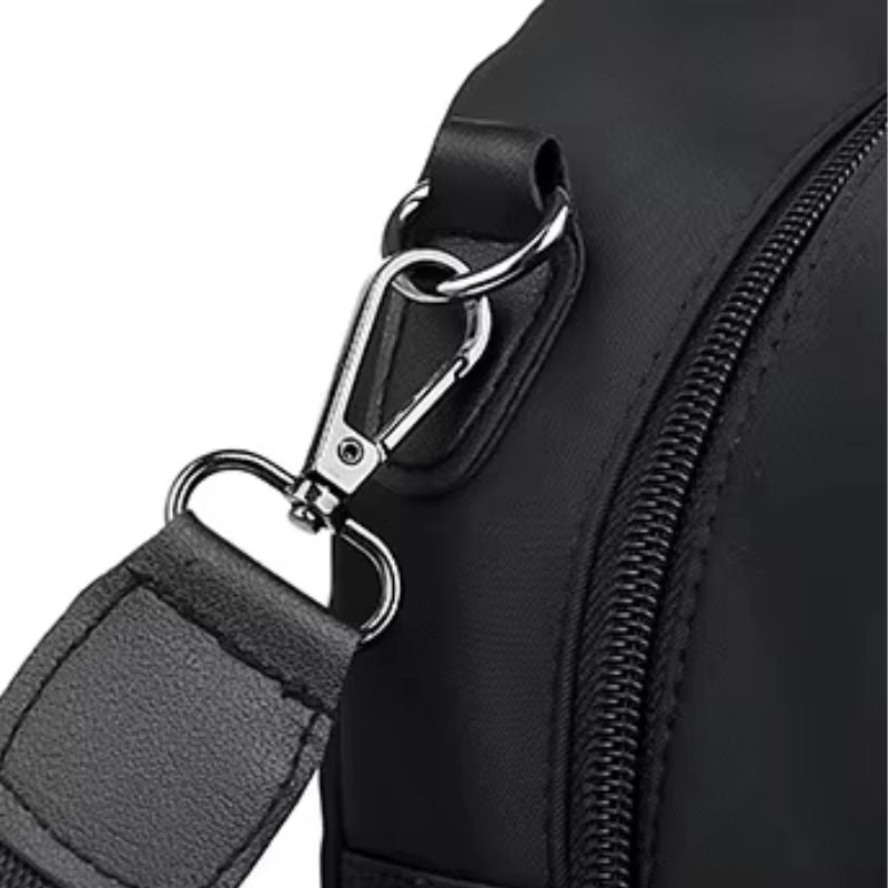 Mochila Feminina Pequena de Nylon Antônia