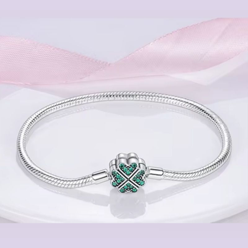Conjunto 2 Berloques + Pulseira Prata Esterlina 925 – Trevo da Sorte