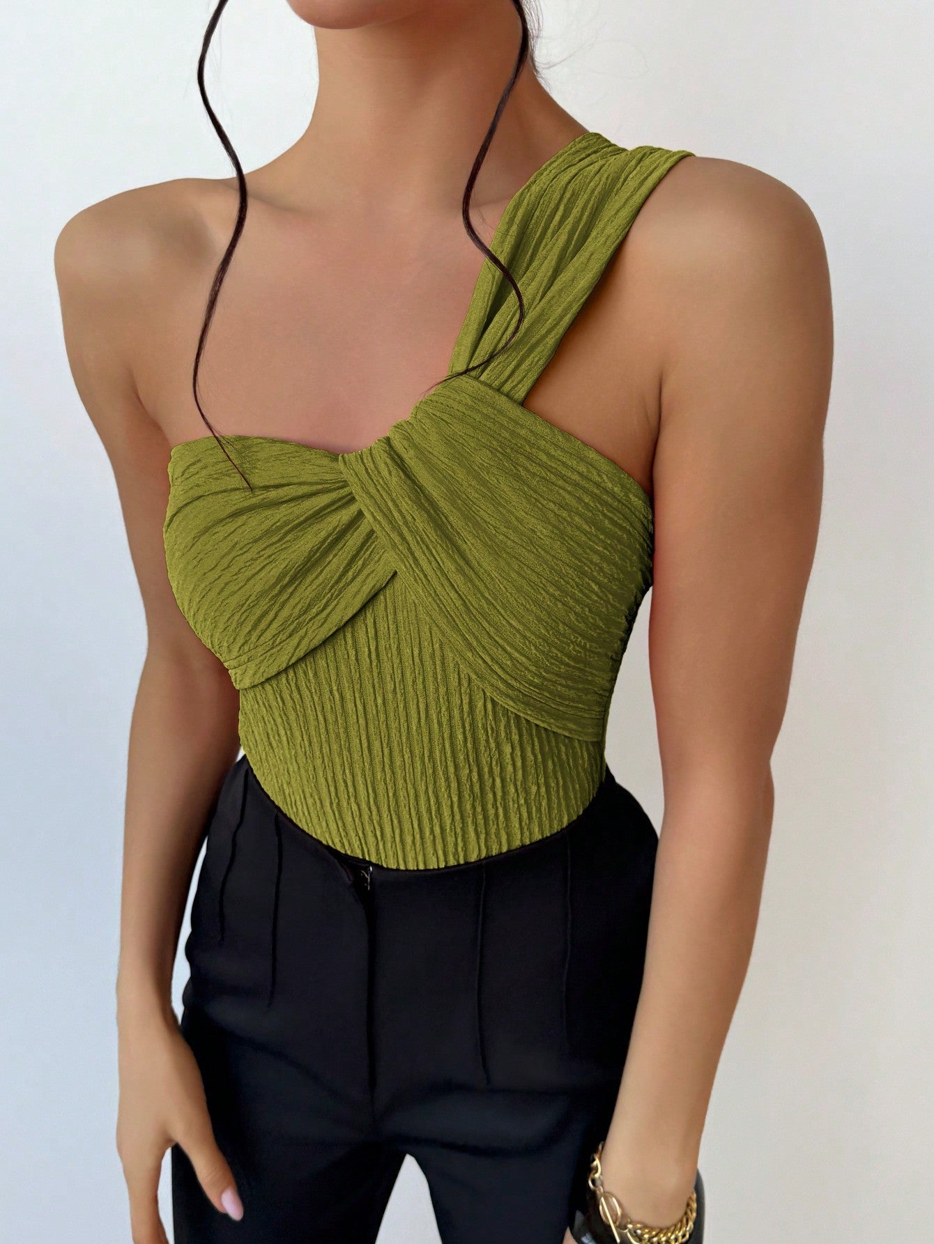 Body Ombro Único Elegante