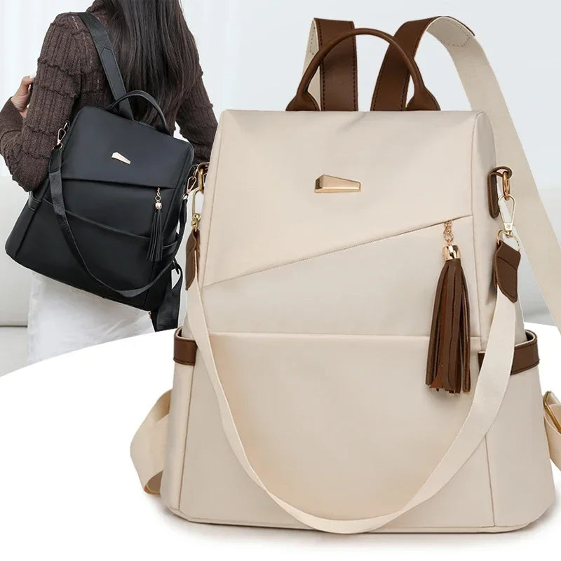 Mochila Feminina de Nylon Ariella